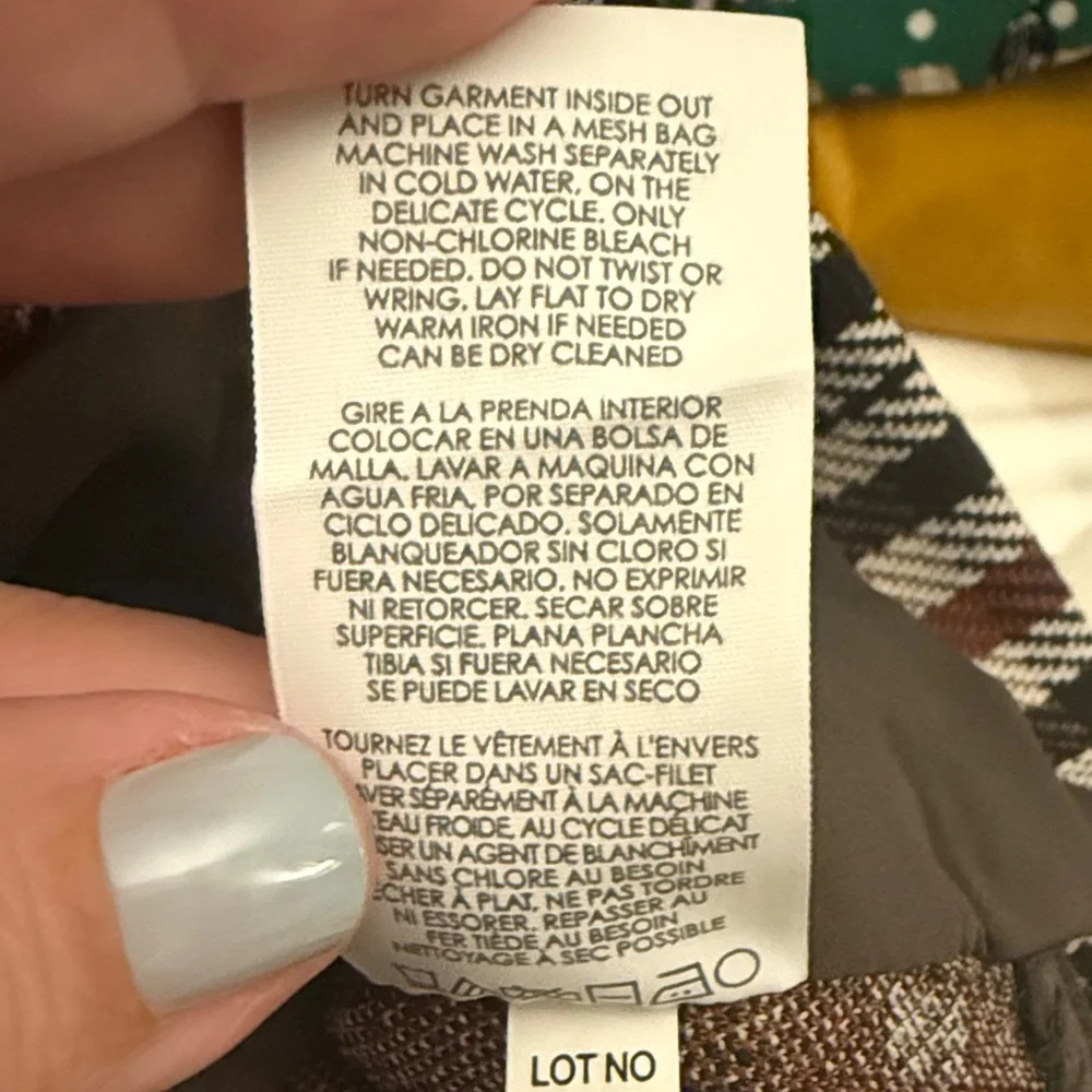CAbi Plaid JACKET - Picture 8 of 8
